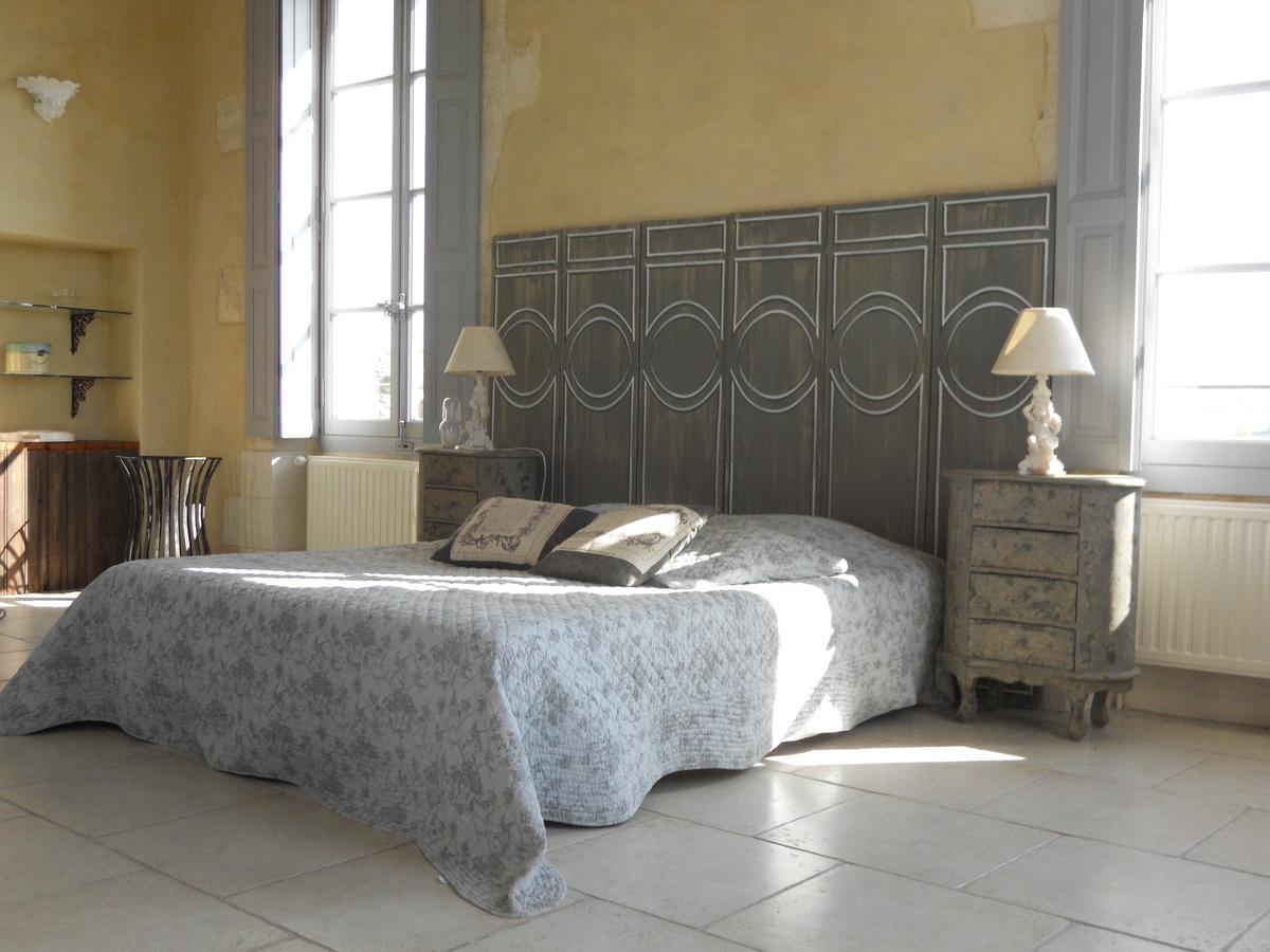 Le Posterlon Bed & Breakfast Caumont-sur-Durance Exterior foto