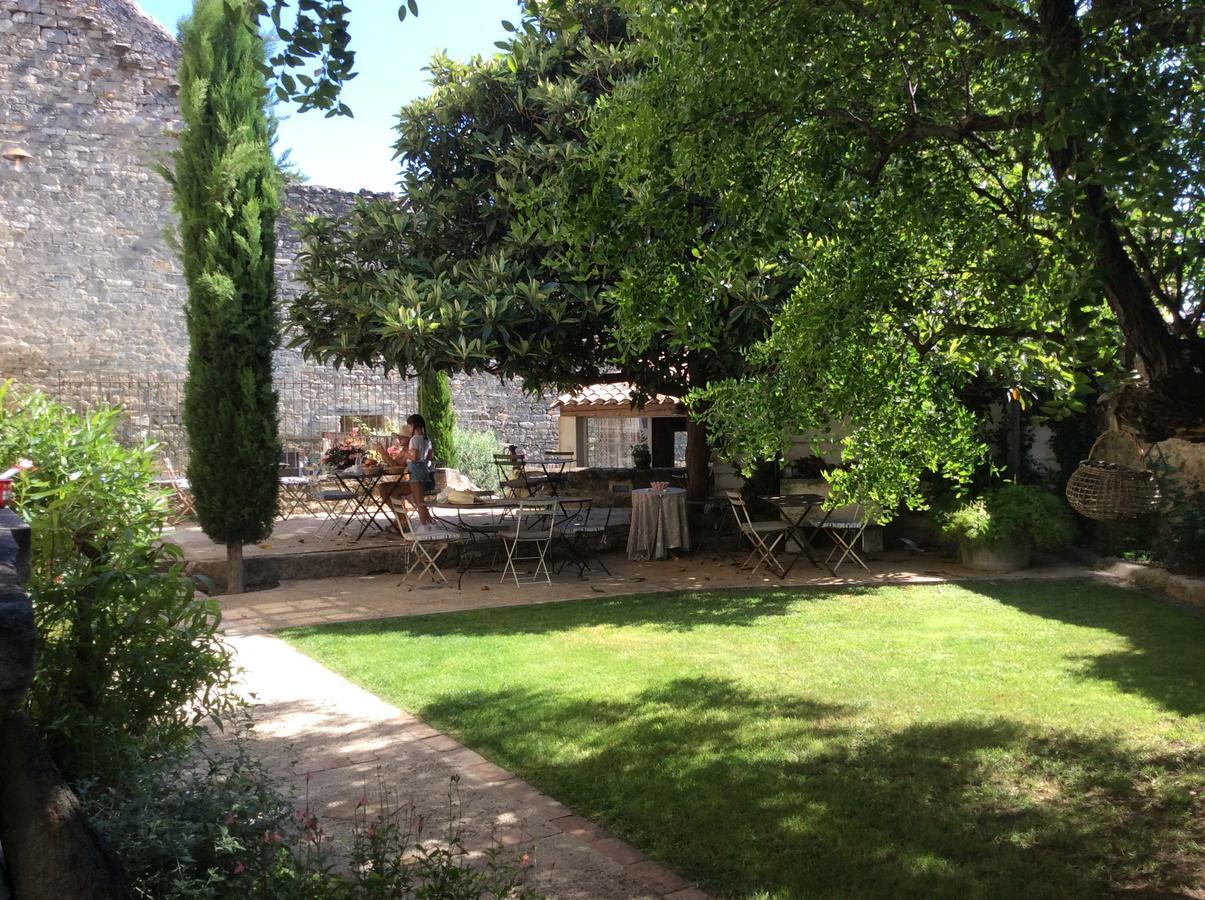 Le Posterlon Bed & Breakfast Caumont-sur-Durance Exterior foto